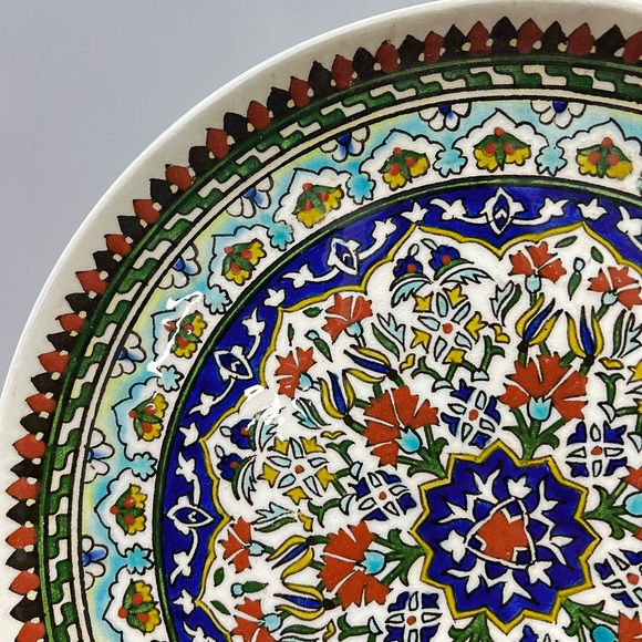 Vintage Turkish Kütayah Pottery Serving Dish - Picture 5 of 7